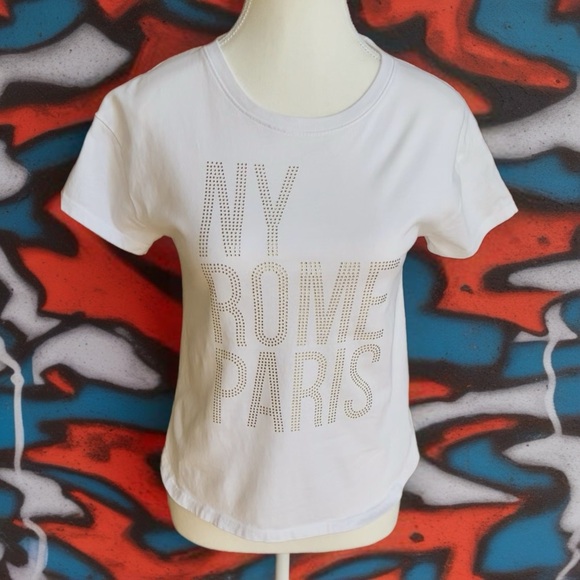 Chic White City Graphic Tee with gold accents - Picture 3 of 11